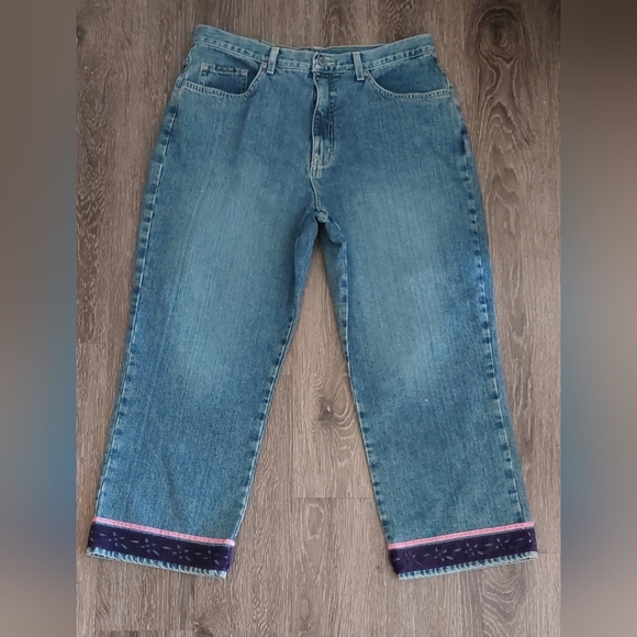 New York & Company Denim Blue Jeans Size 16 Embellished Velvet Trim Cotton Crop - Picture 1 of 12